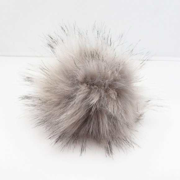 $6 Add-on Removable Natural Gray Pompom with Snap - Picture 1 of 1